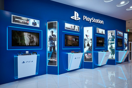 BIGPRINTS_mobiliario-personalizado-imagen-de-marca-Play-Station-Shop-Seul" BIGPRINTS_mobiliario-personalizado-imagen-de-marca-Play-Station-Shop-Seul